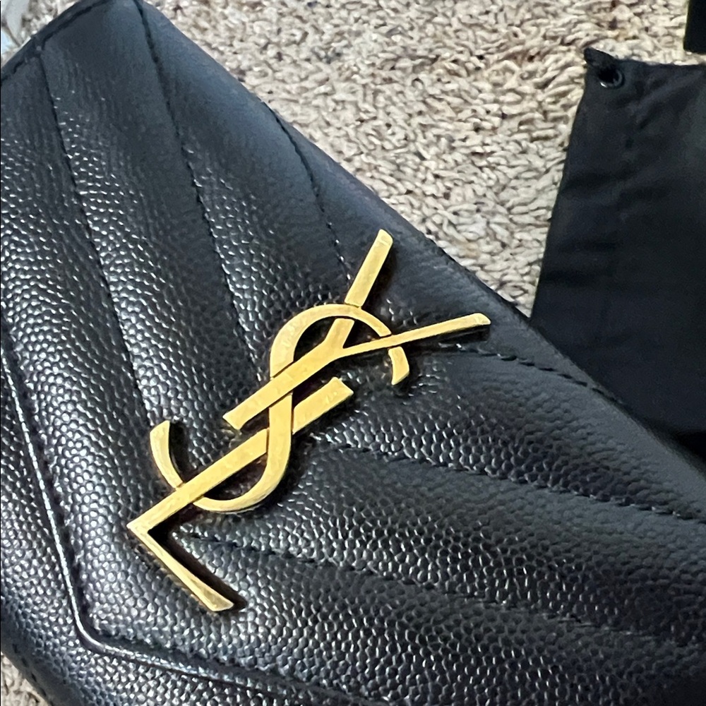 3288 Saint Laurent Quilted Black Wallet with Gold Monogram - Picture 5 of 5